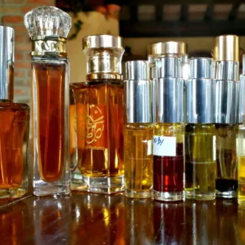 How Many Perfumes Should I Have? A Guide to 4 Ideal Collection Sizes